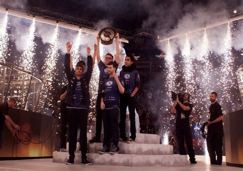 Fear returns to active duty as a player on Evil Geniuses.